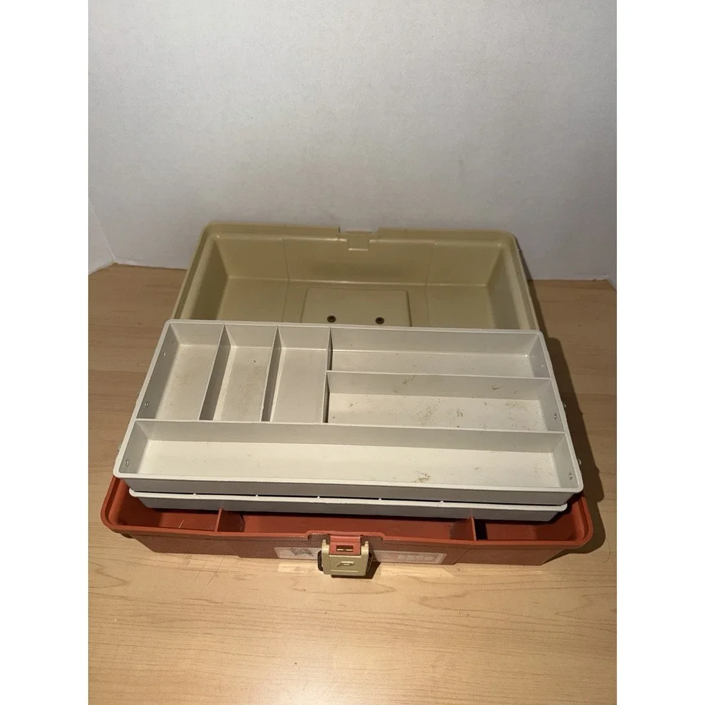 Vintage Plano 5520 Fishing Tackle Box 2-Tray Cantilever Retro Orange & Tan USA